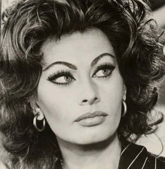 Sexy Sophia Loren 6