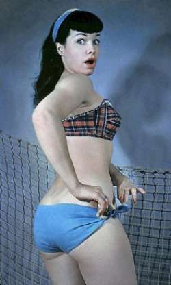 Bettie Page 13