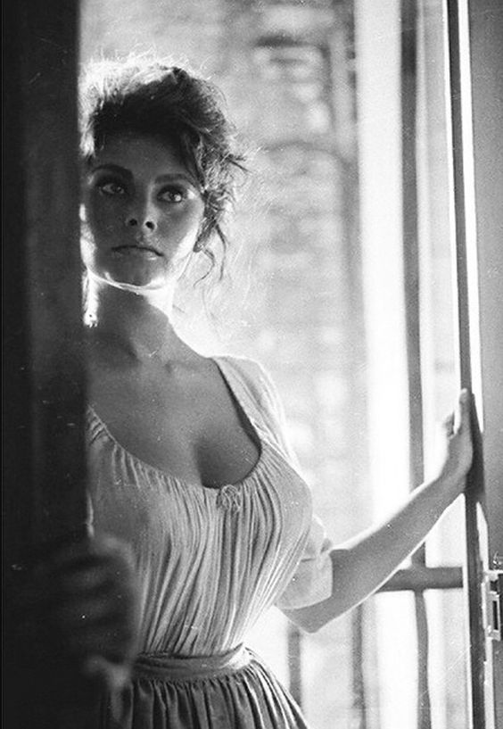 Sexy Sophia Loren 73