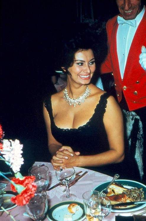 Sexy Sophia Loren 87