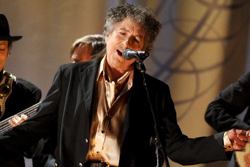LOS ANGELES, CA - FEBRUARY 13: Musician Bob Dylan performs onstage during The 53rd Annual GRAMMY Awards held at Staples Center on February 13, 2011 in Los Angeles, California. (Photo by Kevin Winter/Getty Images) *** Local Caption *** Bob Dylan
